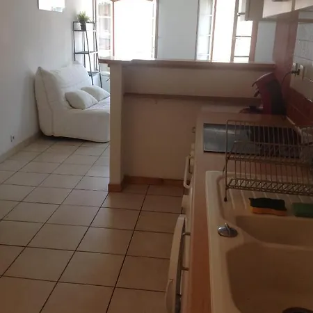 Daire Toe.location*grand T1 Bis*hyper Centre Et Port